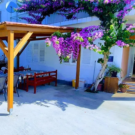 Gasthuis Kuca Lidija Rab Town