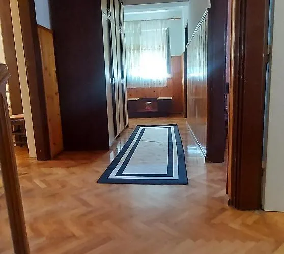 Kuca Lidija 拉布